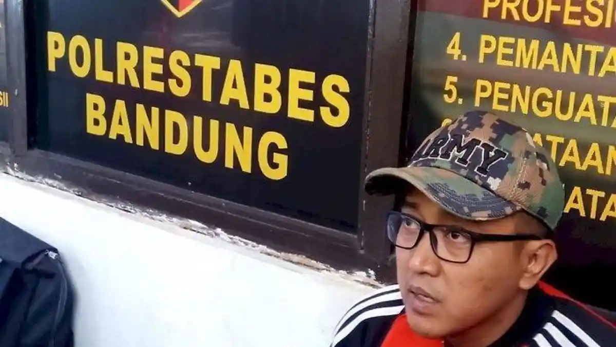 Teddy Sempat Kecewa Saat Tanya Hasil Autopsi pada Polisi, 5 Pengacara Siap Dampingi Suami Lina