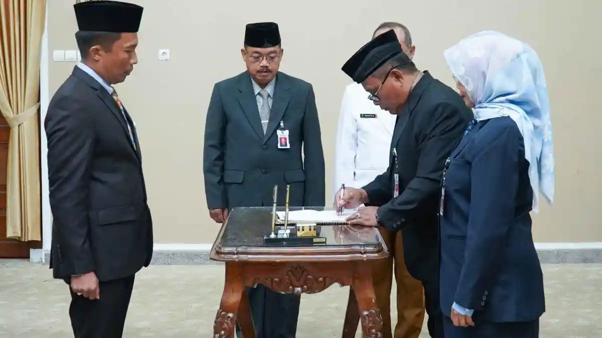 Daftar 11 Pejabat Pimpinan Tinggi Pratama Pemkab Cilacap, Dilantik Pj Bupati Awaluddin