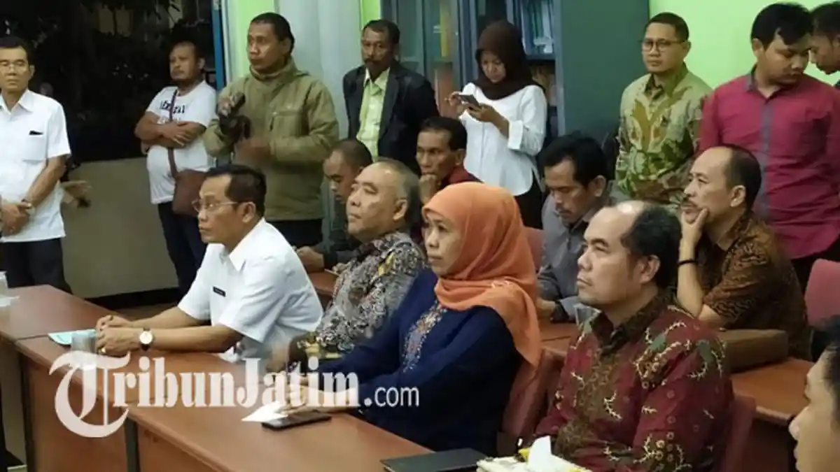 Gubernur Khofifah Buka Lagi PPDB SMA/SMK Negeri Surabaya, 50 Ribu Calon Siswa Punya PIN Belum Daftar