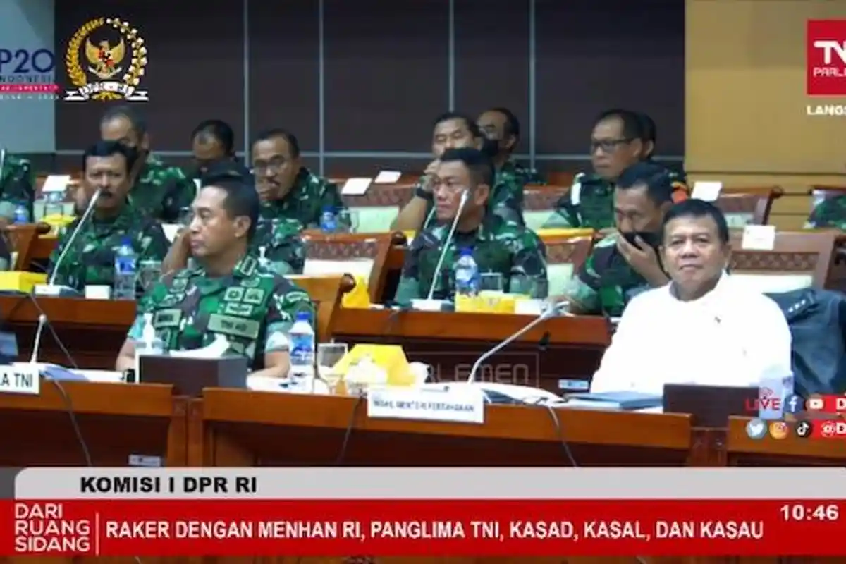 Komisi I DPR: Kami Ada Info soal Hubungan Kurang Harmonis antara Panglima TNI dan KASAD