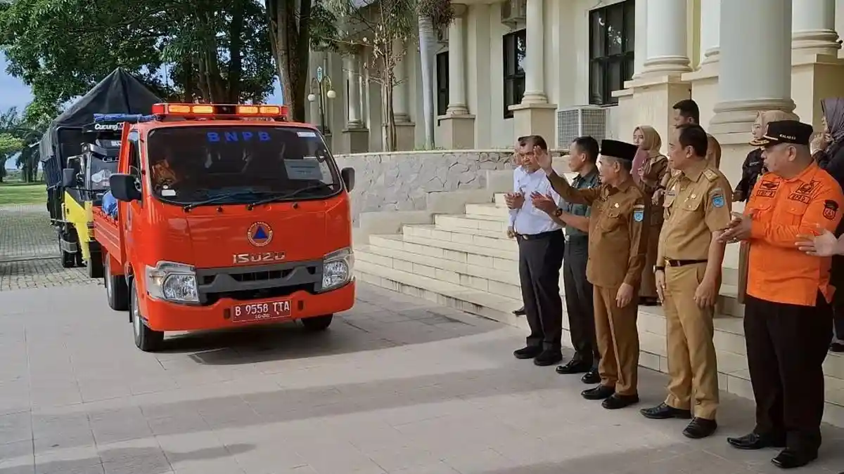 Pemkab Ogan Ilir Kirim Donasi dan Bantuan Untuk Korban Bencana Sumatera