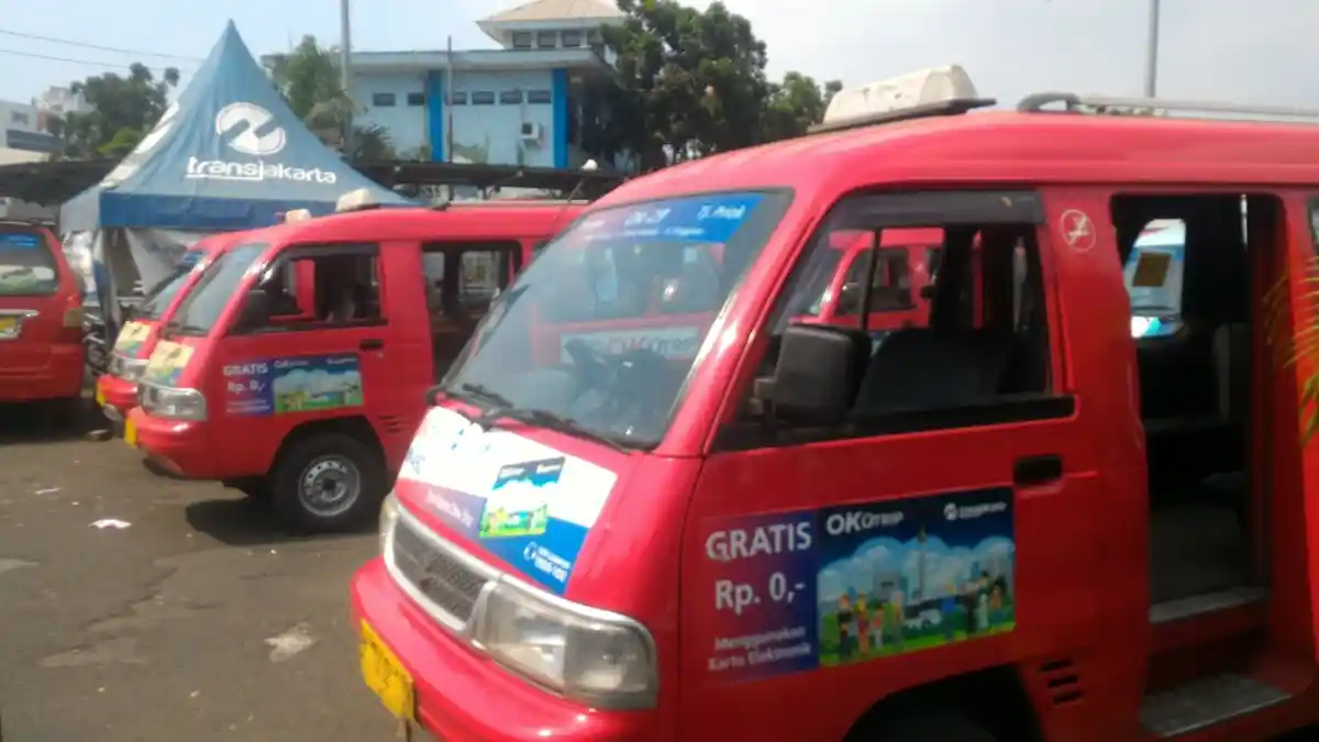 Pemprov DKI Bakal Batasi Layanan Transportasi Umum Selama Pengetatan PSBB