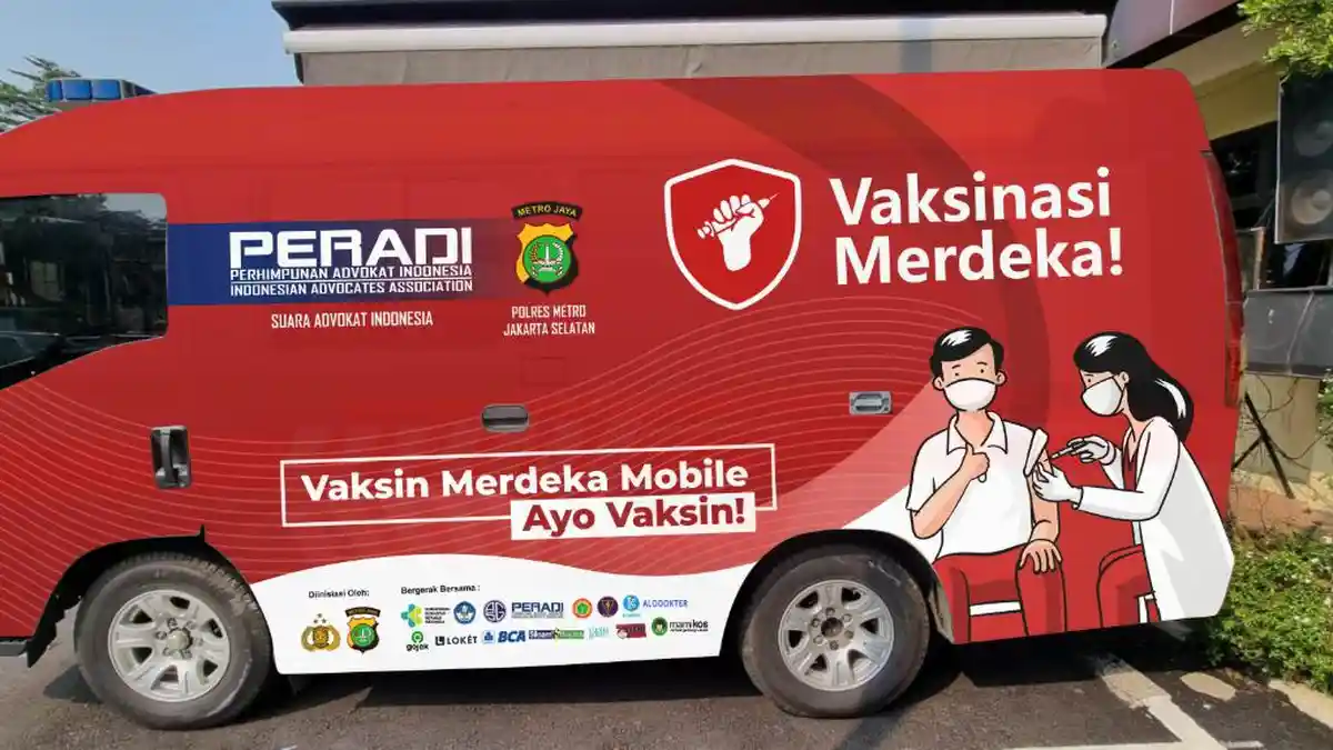 Vaksinasi Merdeka Keliling PERADI-SAI dan Polres Jakarta Selatan Sasar Kawasan Padat Penduduk