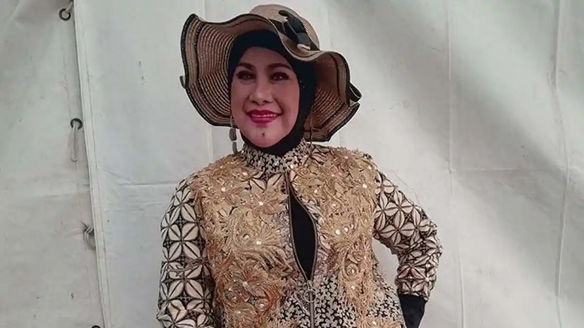 Jelang Tampil di Synchronize Fest 2024, Elvy Sukaesih: Saya Hampir Menangis