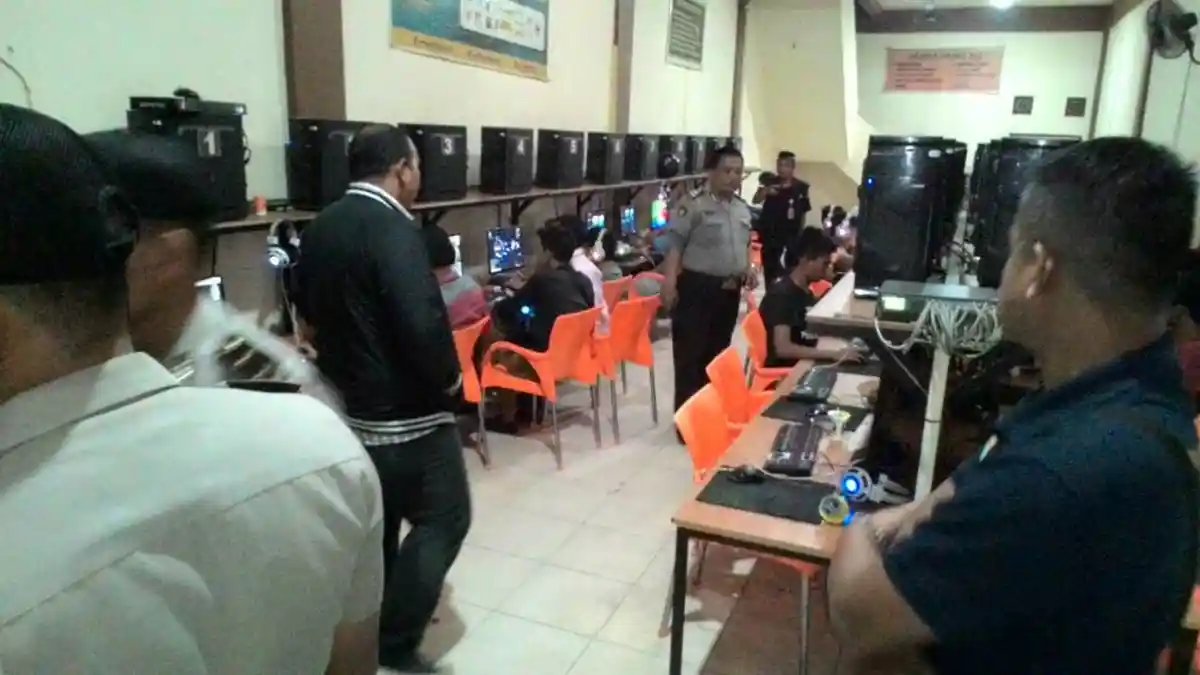 Bagi yang Buka Warnet Hingga Larut Malam, Siap-siap Satpol PP Meranti Akan Lakukan Ini
