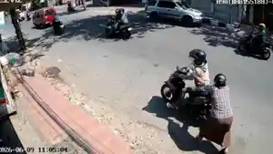 pencurian-motor-di-bangkalanKorban-berupaya-menarik-lengan-pelaku-pencurian-motor.jpg