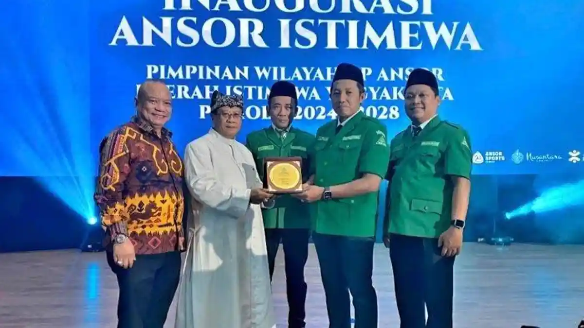 Penghargaan Martabat Kemanusiaan dari GP Ansor Diterima di Vatikan