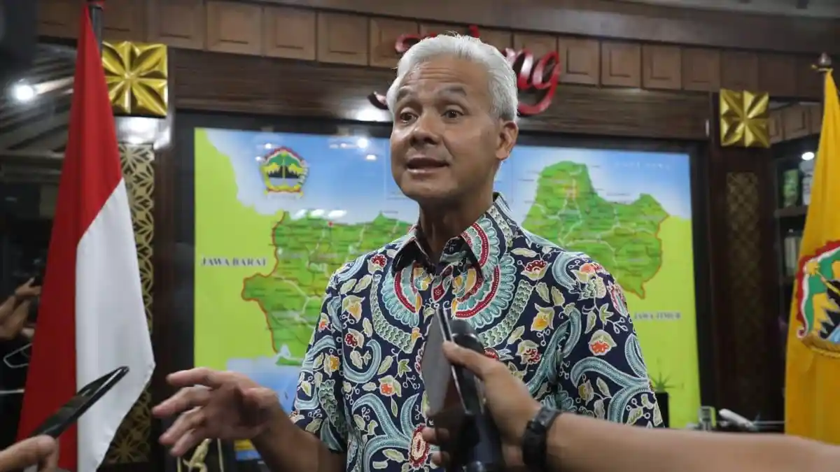 Vaksin Meningitis Langka, Ganjar Lakukan Ini agar Calon Jemaah Umrah Jateng Tetap Bisa Berangkat