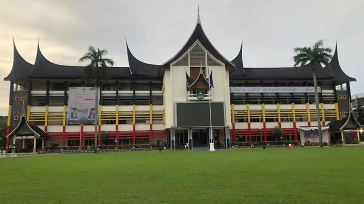 ASN Pemprov Sumbar Kumpulkan Sumbangan Beli Sapi Kurban, Bakal Disembelih di Garabak Data Solok