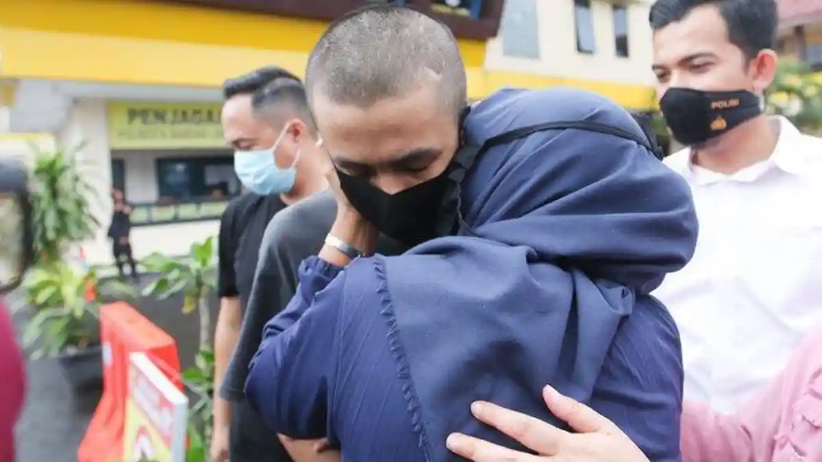 Alpin Andrian Penikam Syekh Ali Jaber Hanya Divonis 4 Tahun Penjara