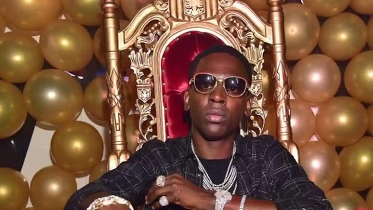 Mobilnya Dibobol Maling, Rapper Young Dolph Kehilangan Perhiasaan Senilai Rp 7 Miliar