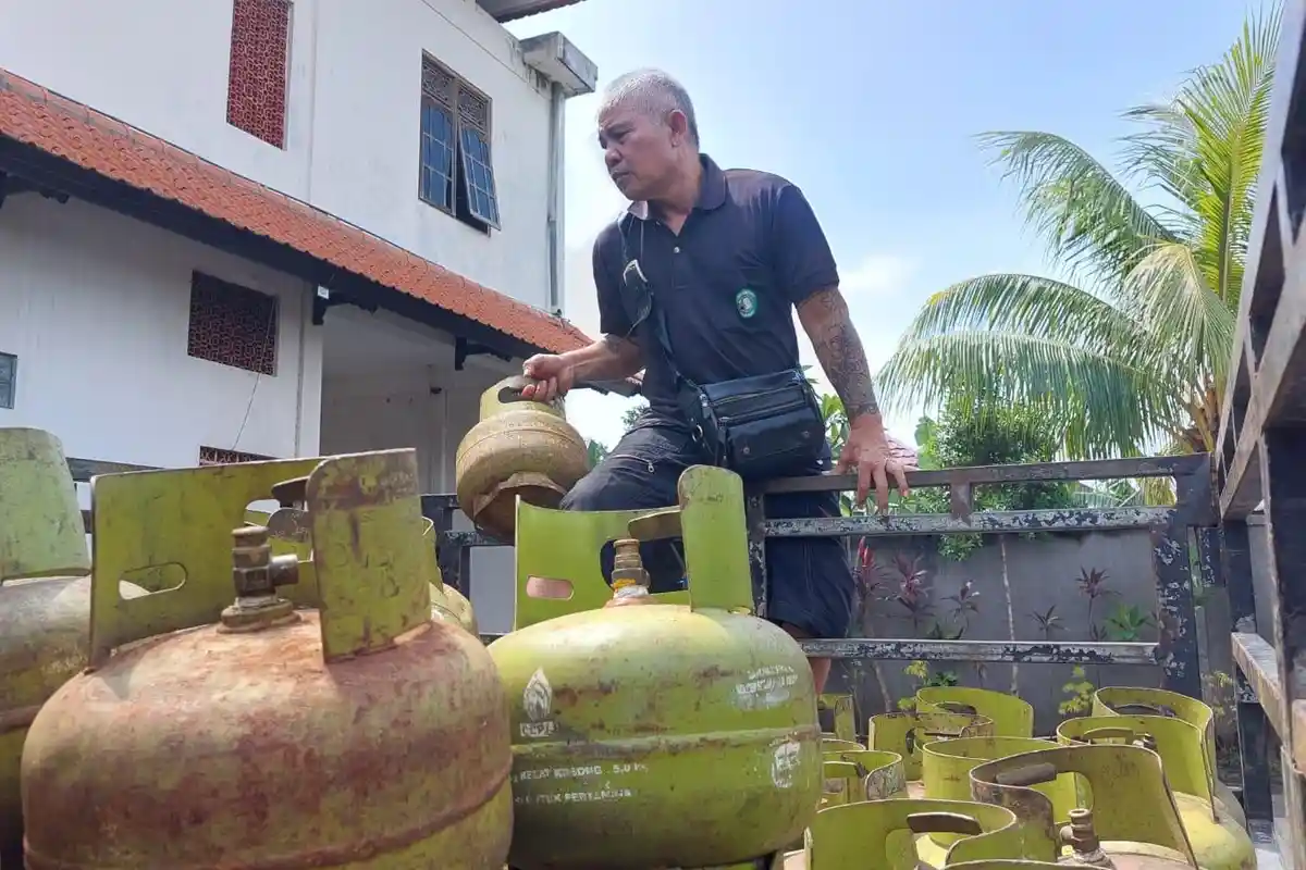 Pangkalan di Klungkung Bali Belum Merata Sampai ke Pelosok, Pengecer LPG 3 Kilogram Masih Penting