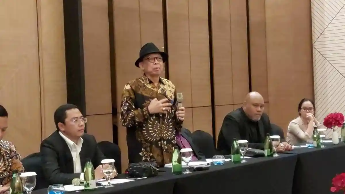 Curhat Rektor UP: Saya Punya Istri dan Anak yang Sudah Besar, Mereka Malu dan Sedih