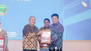OKU-TIMUR-TERIMA-WTP.jpg