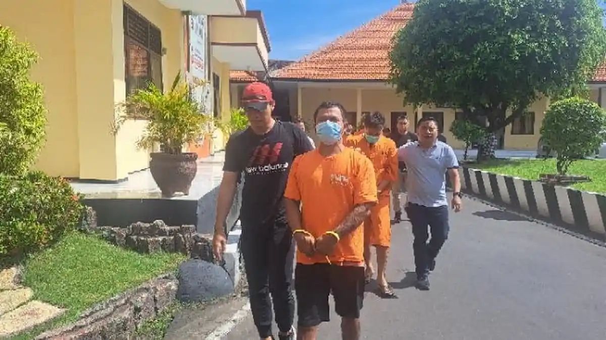 MENEGANGKAN! KS Diamankan Polisi Saat Melintas di Jalanan Buleleng, Ini yang Ditemukan di Rumahnya