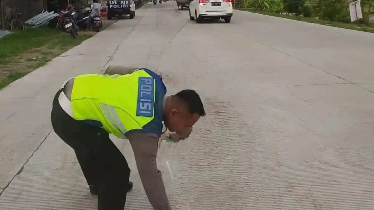 Alat Peraga Kampanye Makan Korban di Kebumen, Roboh Timpa Pengendara hingga Tewas