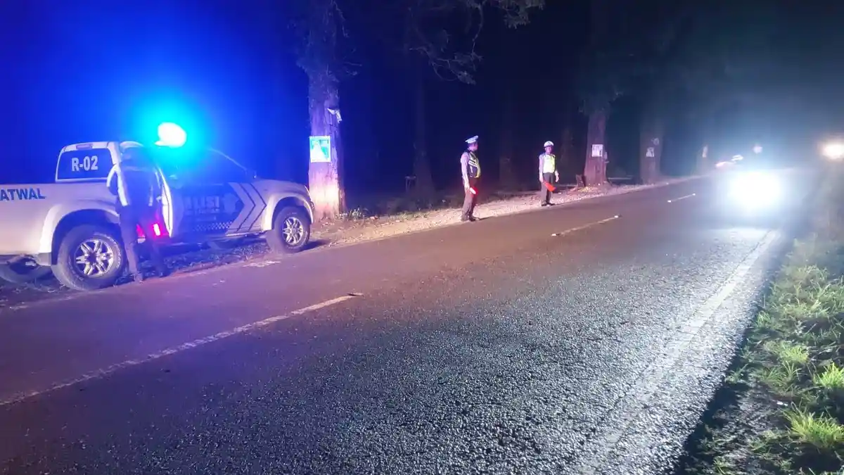 Antisipasi Geng Motor, Sat Lantas Polres Simalungun Patroli Blue Light 