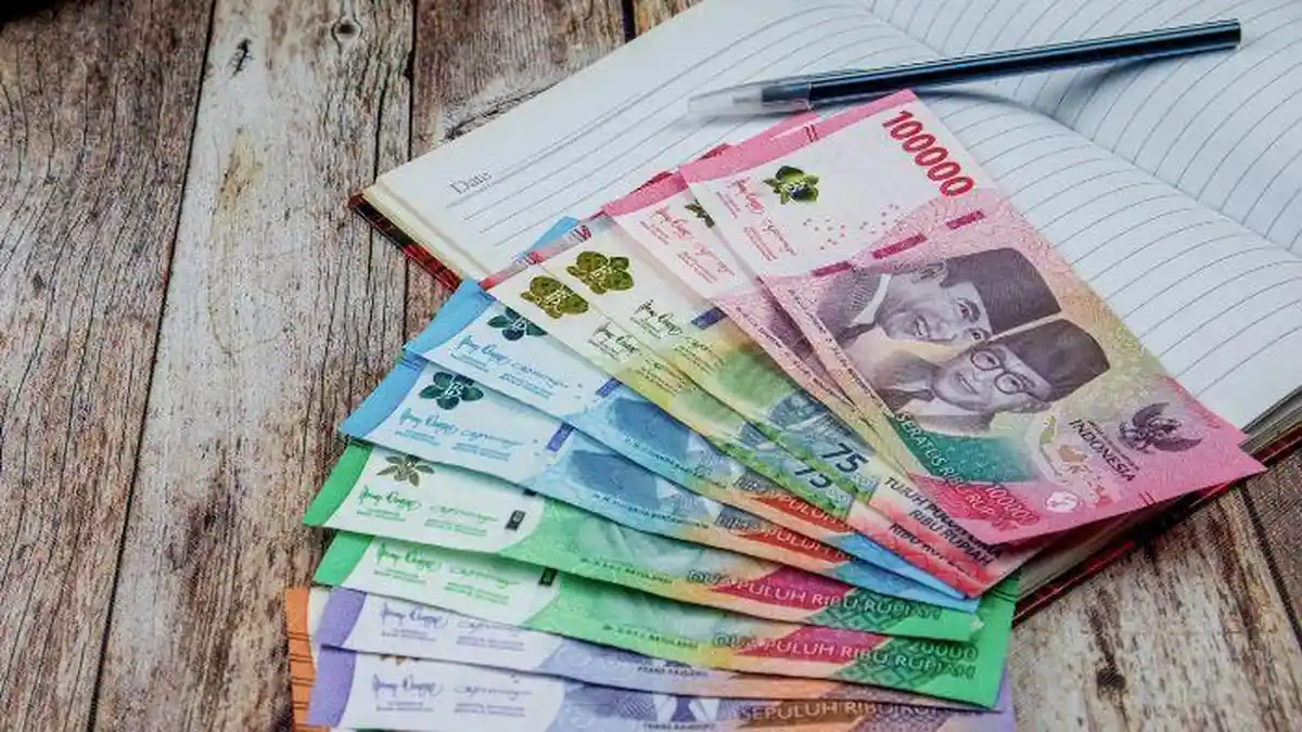Cara Hitung Zakat Penghasilan Beserta Contohnya, Beda dengan Zakat Fitrah Bulan Ramadan