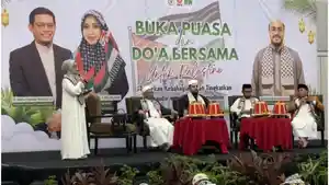 BUKA-BERSAMA-Suasana-buka-bersama-dan-doa-bersama.jpg