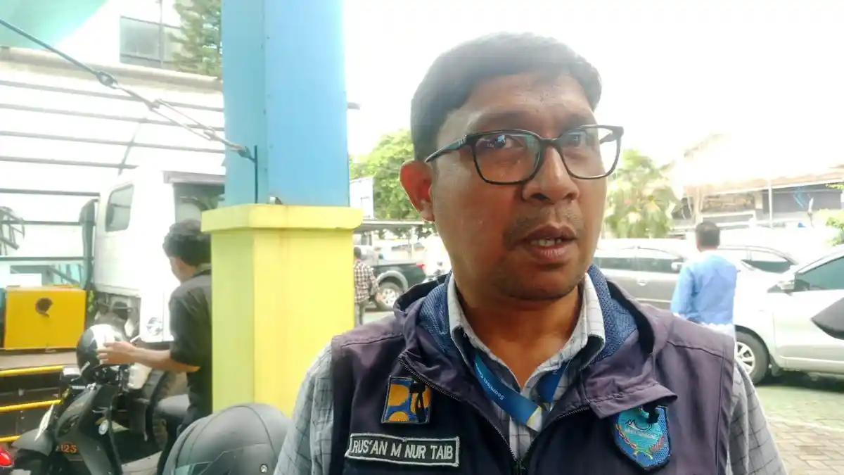Terkendala Stok Aspal, Perbaikan Jalan di Ternate Dilakukan Bertahap