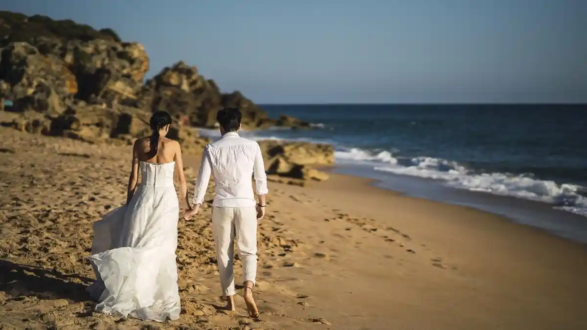 6 Tempat Romantis di Indonesia untuk Pernikahan Impian ala Agoda,  Termasuk Makassar