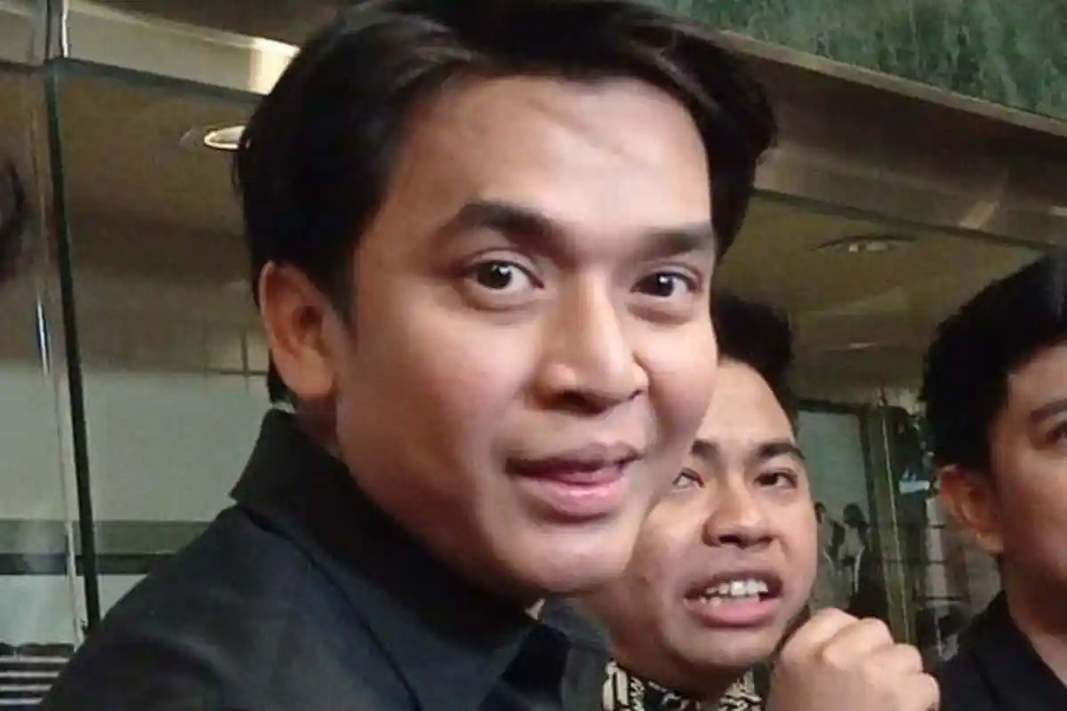 Dibanding Pesta Mewah, Billy Syahputra Nikah Sederhana Sambil Dangdutan, Mahar Calon Istri Miliaran