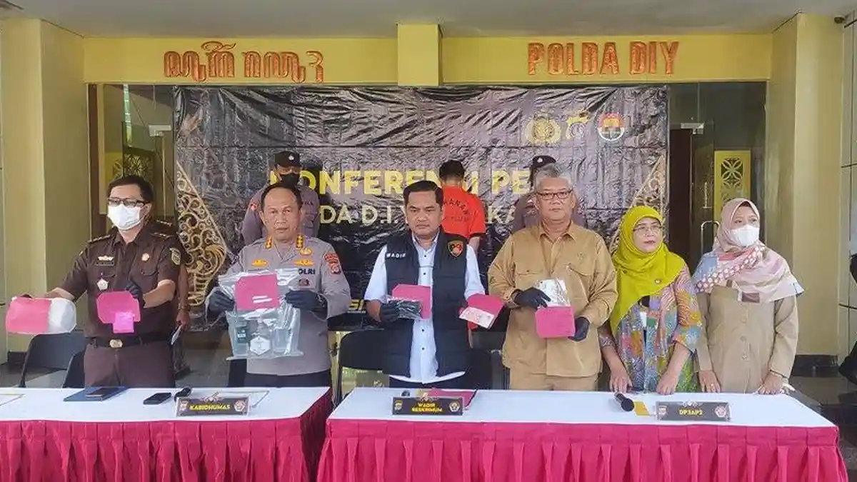 Kronologi Terbongkarnya Aksi Bejat Predator Seks Asal Bantul, Berawal dari Razia HP di Sekolah