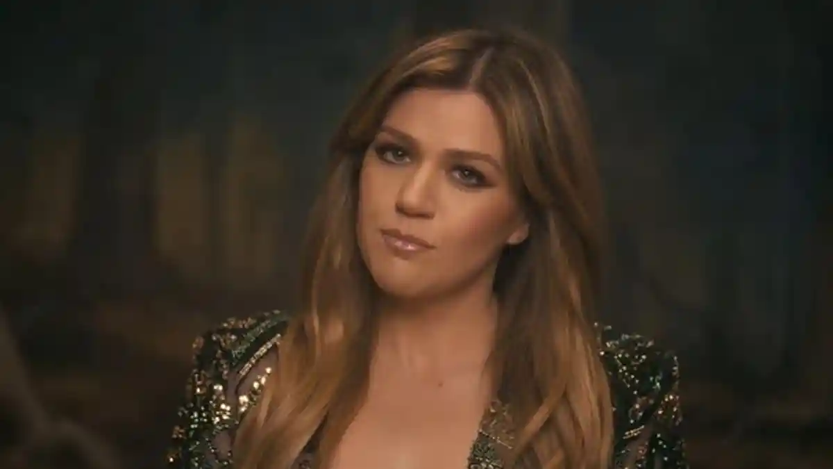Lirik Lagu Where Have You Been - Kelly Clarkson