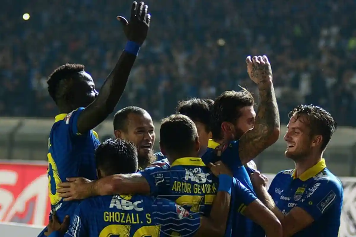 5 Pemain Persib Bandung Sudah Koleksi Kartu Kuning, Pelatih Robert Alberts Beri Pesan Ini