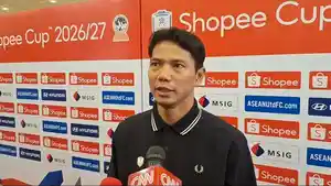 TETAP-OPTIMISTIS-Pemain-sekaligus-asisten-pelatih-Persib-Bandung-Achmad-Jufriyanto.jpg