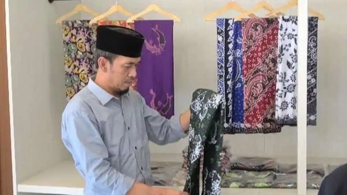 Batik Lamongan Menggeliat, Transaksi Penjualan Capai Rp 20 Miliar Selama 2024