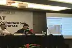 samsu-rizal-beserta-moderator-reza.jpg