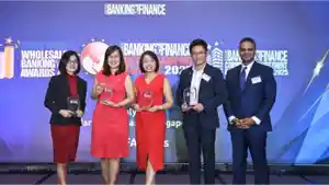 1OCBC-Raih-Penghargaan-Sebagai-Wholesale-Banking-Terbaik-2025.jpg