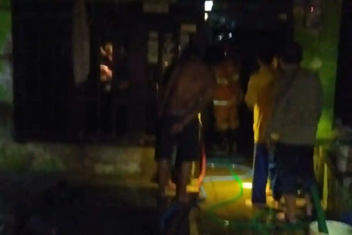 Korsleting Listrik, Rumah Terbakar Akibat Cas Senter di Atas Kasur