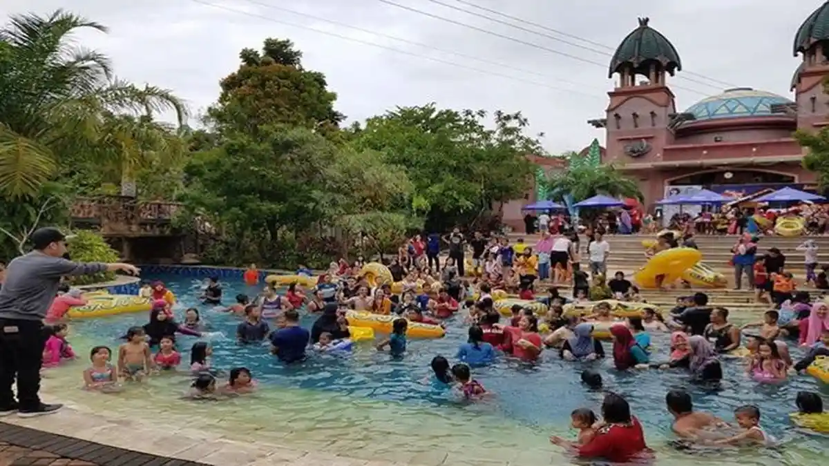 Tips Liburan Bareng Anak-anak, Perhatikan 6 Hal yang Wajib Orangtua Siapkan, Dijamin Happy Holiday!
