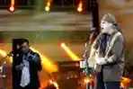 Iwan FalsTampil di Perayaan HUT Ke 24 MNCTV 