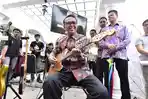 na-main-gitar-d-rujab-gubernur-21.jpg