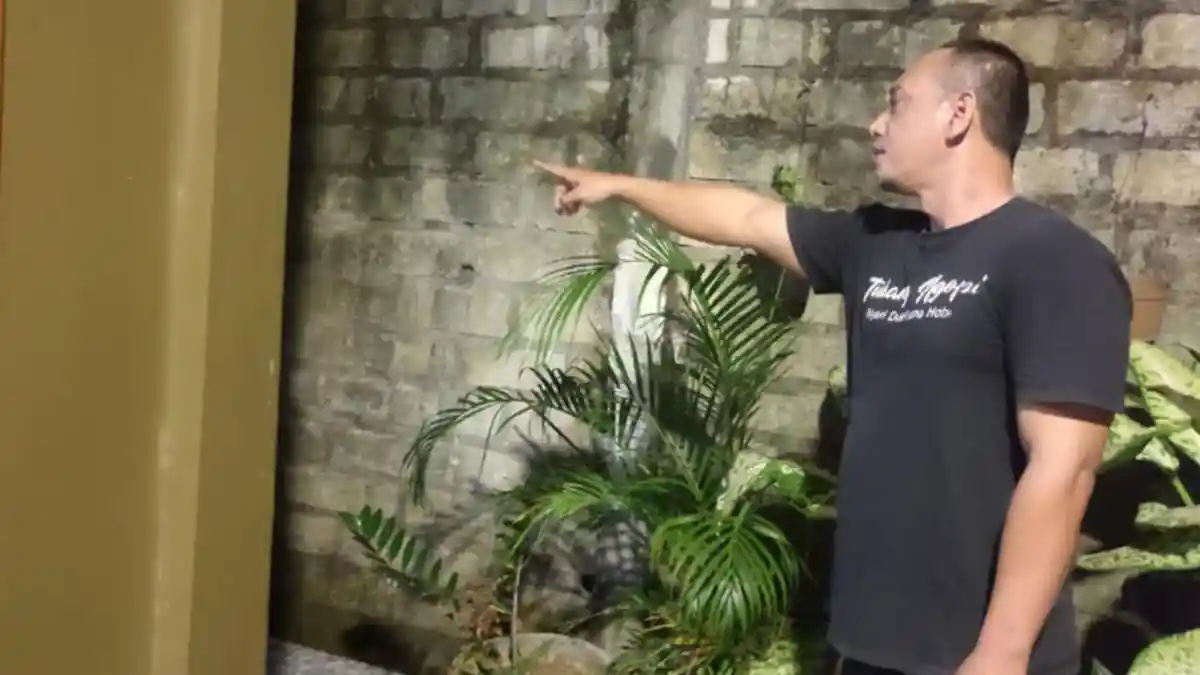 Perampok Bersenjata Kuras Rumah Pengusaha Kafe di Gresik, Anak dan Istri Ditodong Pistol dan Pisau