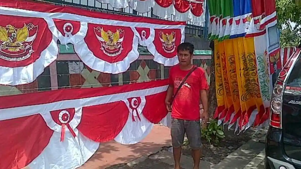 Perkantoran di Badung Bali Bernuasa Merah Putih