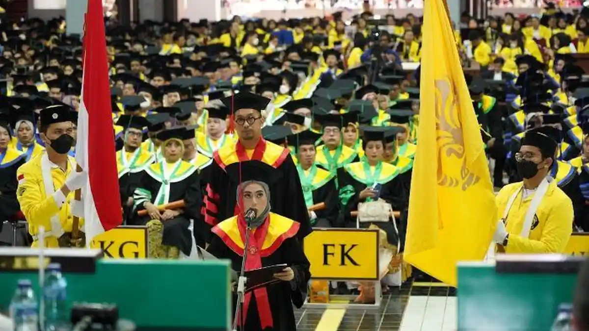 UI Wisuda 4.658 Mahasiswa, Prof. Ari Kuncoro Sebut Lulusan UI MIliki Kompetensi Lengkap dan Unggul