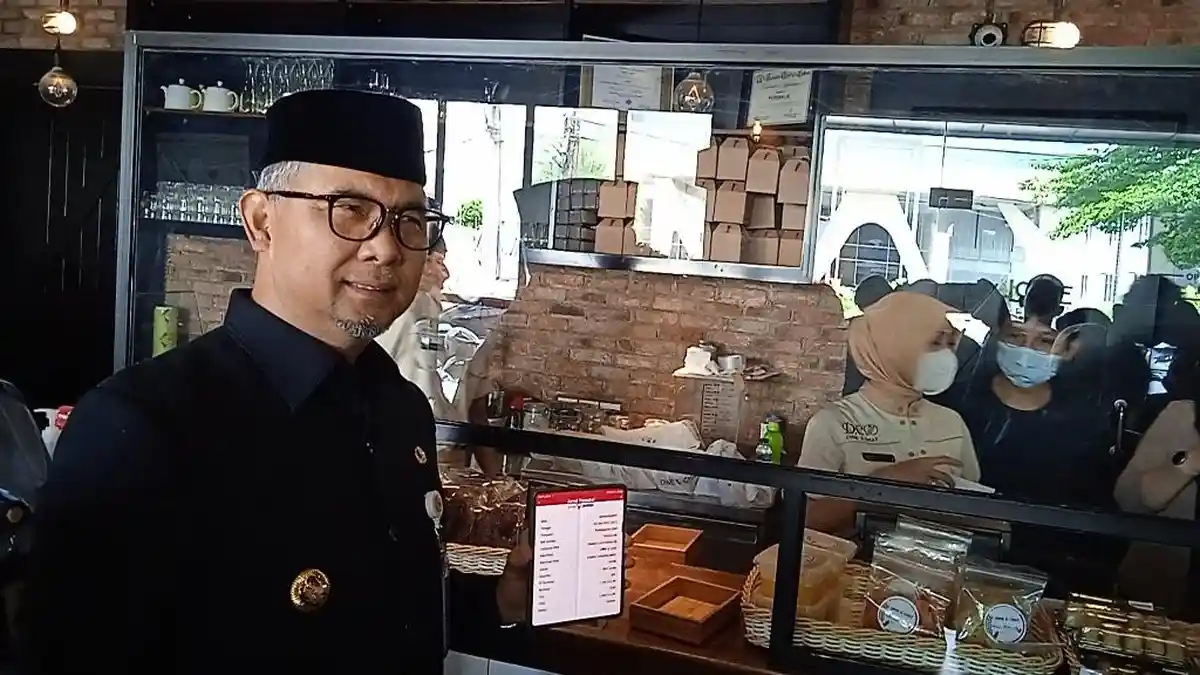 Layanan QRIS Dikenakan Biaya, YLKI Sebut Program Cashless Berpotensi Sulit Dicapai