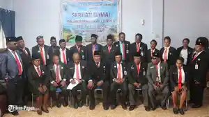 Pimpinan-dan-anggota-Majelis-Rakyat-Papua-Pe.jpg