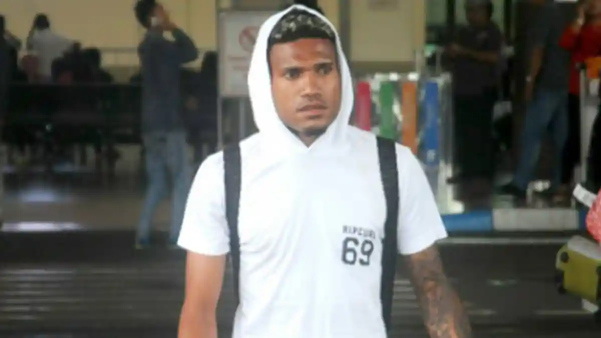 Eks Pemain Semen Padang Datang ke Malang, Inikah Pertanda ia Bergabung ke Arema?