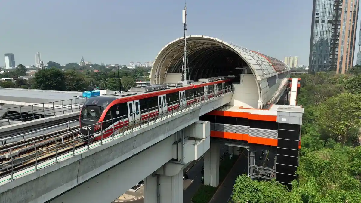 LRT Jabodebek Proyeksikan Bisa Angkut 1,1 Juta Penumpang saat Periode Lebaran 2025