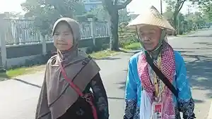 20260611-_-Musthofa-Jalan-Kaki-dari-Boyolali-ke-Suruh-Semarang.jpg