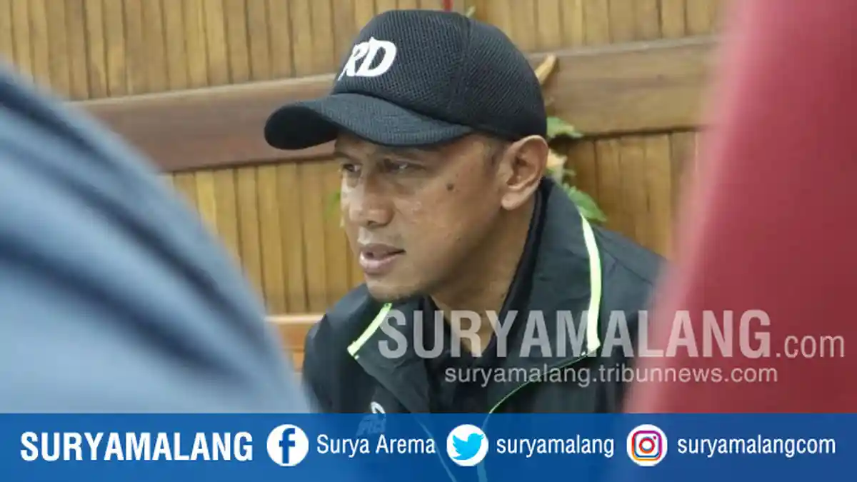 Sabtu Ini Rahmad Darmawan Ada di Malang, Akankah Balikan dengan Arema?