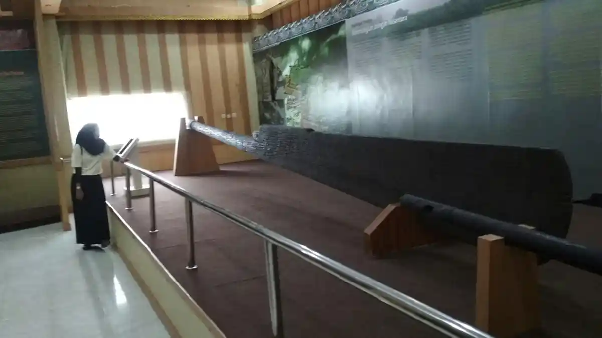 Terungkap, Kemudi Kapal Sriwijaya Ini Ditemukan di Cirebon & Simpan Rahasia Besar Tak Terduga