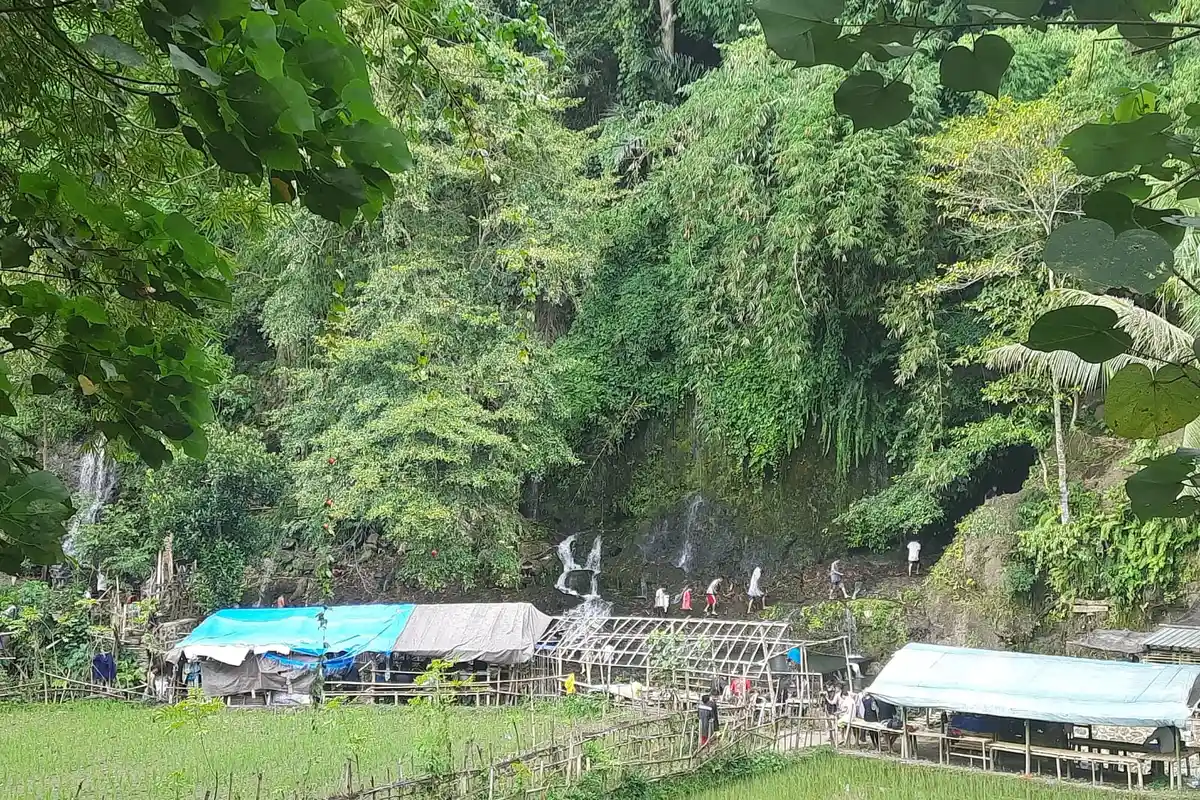 Wisata Goa Kopong, Destinasi Wisata Murah yang Ada di Lombok Timur