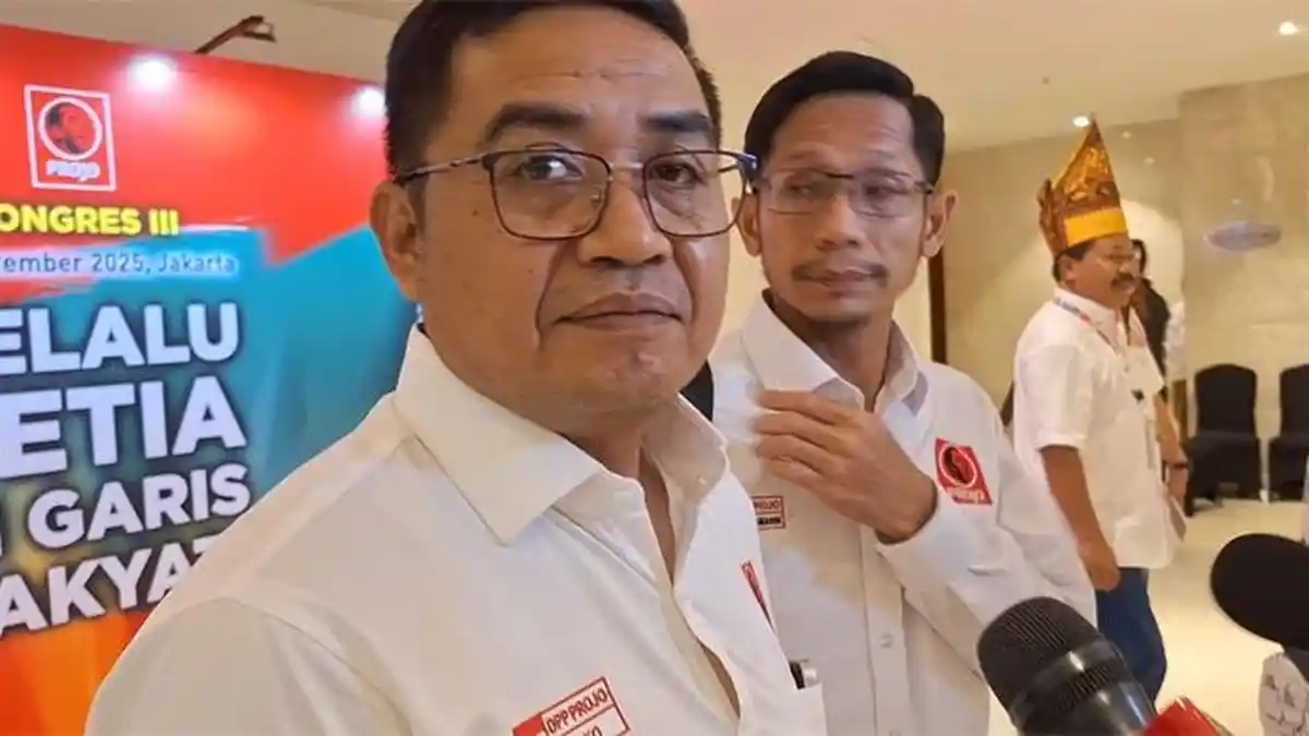 Sekjen Projo Yakin Polemik Whoosh Tak Bikin Retak Hubungan Prabowo - Jokowi