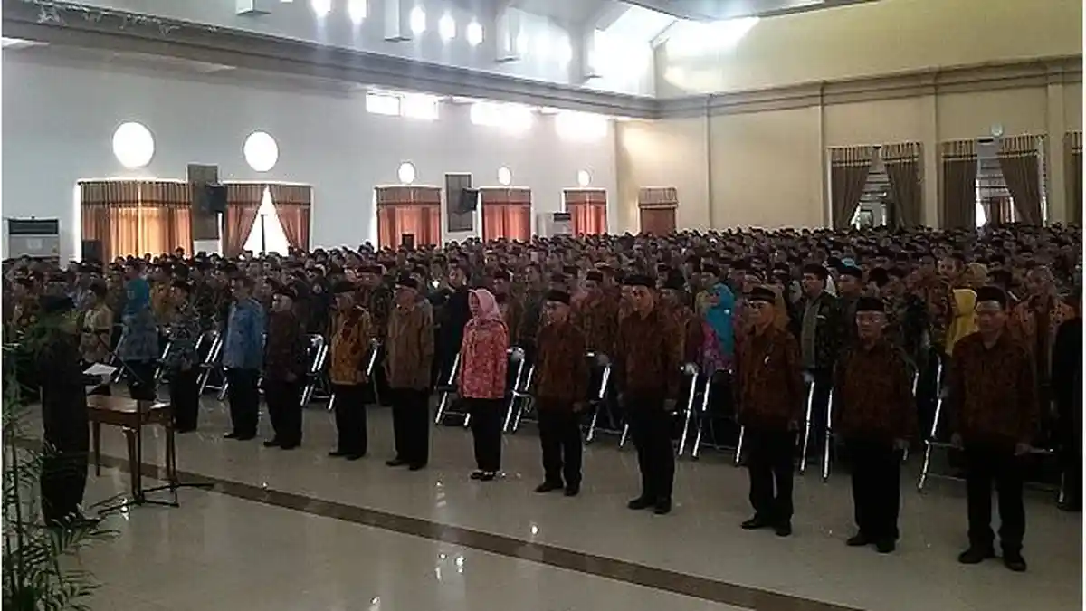 Masa Jabatannya Sehari Lagi, Bupati Ciamis Iing Syam Arifin Pamitan dan Minta Maaf kepada Warganya